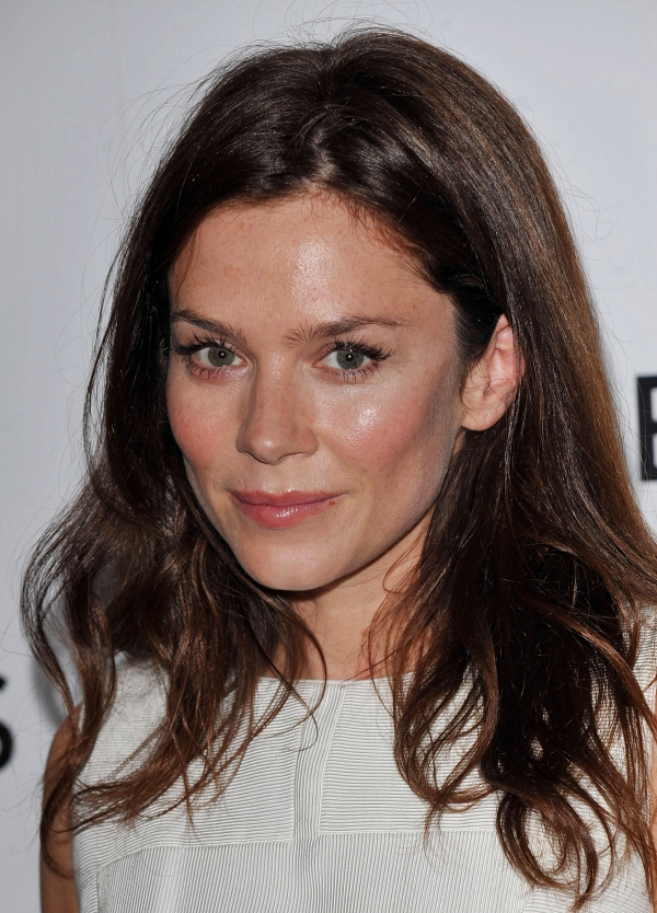 anna friel land of the lost