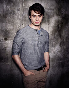 Warrick-Saint-Photoshoot-daniel-radcliffe-32711168-831-1057.jpg