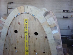 Catenary arch kiln under construction