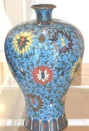 Vase en cloisonné chinois de style Meiping, XVIIe siècle
