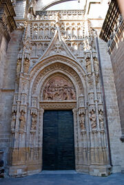 Puerta de campanillas 002