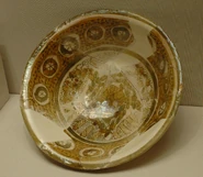 Copa, brillo metálico policromado sobre pasta silícea, siglo IX, Susa (Irán), Louvre