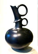 Cerámica actual de Magdalene Odundo, Kenia (1990).