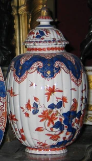 An -styled vase, manufactured in  De Griekse A, (ca