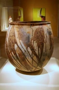 Chewa jar.jpg (255 kB) Cerámica Chewa. Obtenida arrojando decocción vegetal inmediatamente después de la cocción, Museo Nacional de Arte Africano (Washington).
