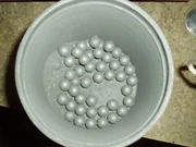 Bolas en el interior del molino. Se considera los .