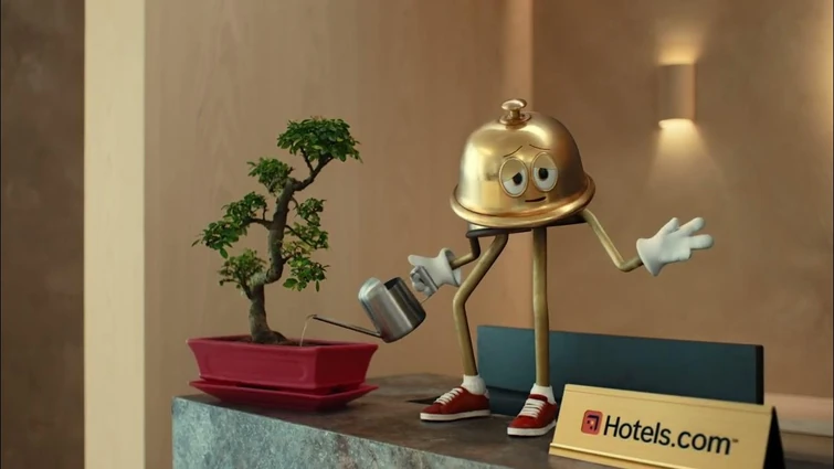 Hotels.com | Meet Bellboy | Manicure