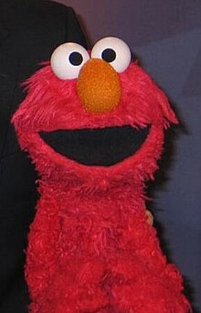 らぶにゃ◡̈♥︎  ELMO Playskool Friends Sesame Street Love2Learn Elmo Rules