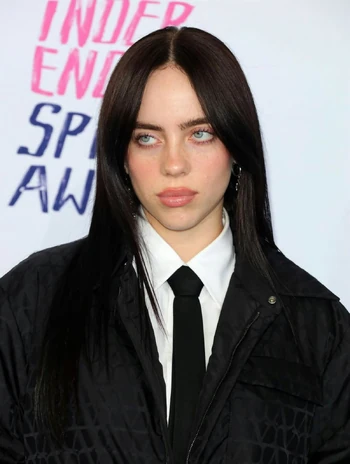 Billie Eilish Chappell Roan Wiki Fandom