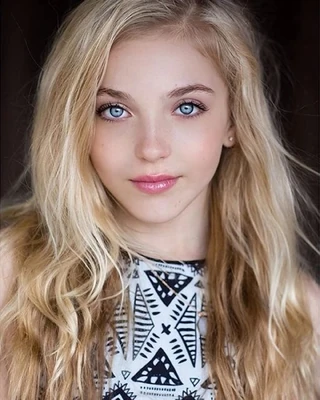 Brynn Rumfallo | Character United Wiki | Fandom