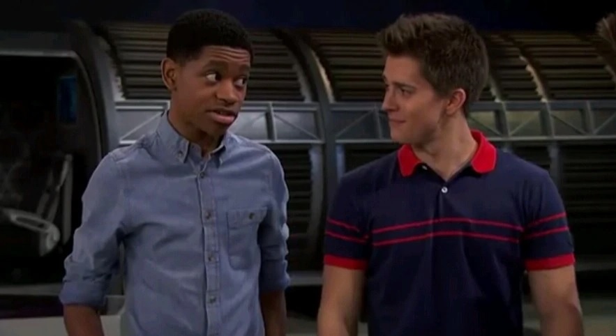 Leo Dooley, Disney XD's Lab Rats Wiki