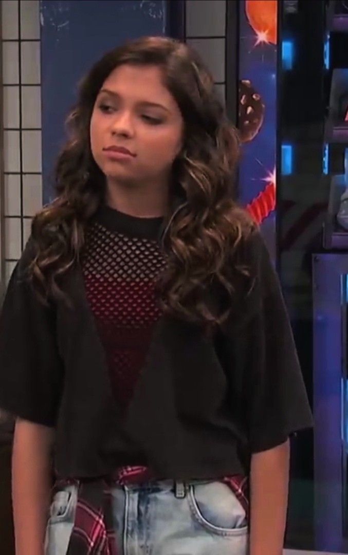 Download Surprised Babe Carano from Game Shakers Wallpaper