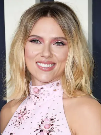 Scarlett Johansson | Characters Media Wiki | Fandom