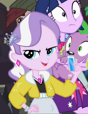 Diamond Tiara (EG)