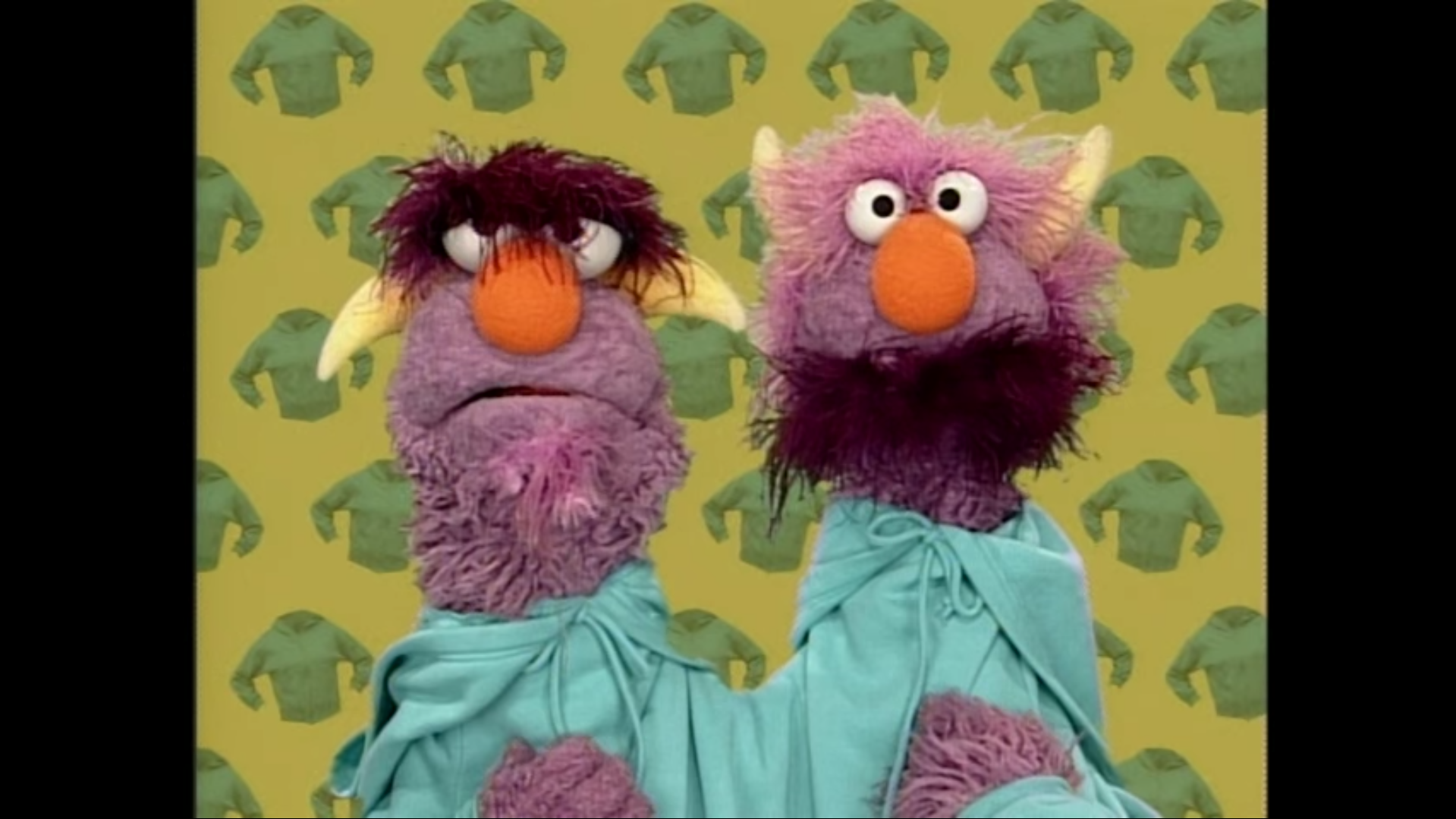 Two-Headed Monster Shows Emotions | Sesame Street Classic