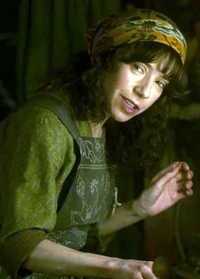 Willy Wonka's mother in Wonka