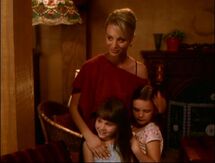 Le figlie di Phoebe insieme a Billie