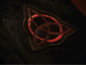La triquetra si divide quando le Streghe del Trio litigano.