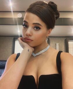 Sarah Jeffery - Wikipedia