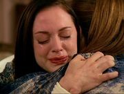 Paige pleure parents.jpg