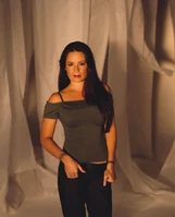 HollySeason6.jpg (223 KB)