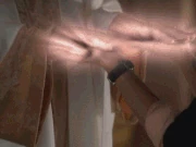 Phoebe compartilhando sua visão com Odin.