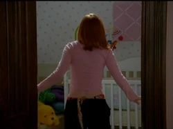 5x07-PaigeClaustrophobic