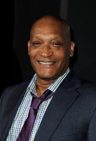 Os personagens de TONY TODD: CANDYMAN, PREMONIÇÃO E A NOITE DOS