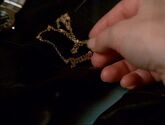 4x06-NecklaceHand