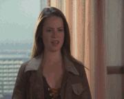 5x03-PiperFlowers.gif