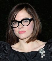 Roseglasses2.jpg (689 KB)