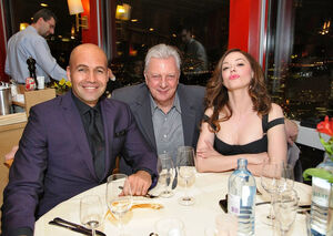 Billyorange4.jpg (91 KB) With Billy Zane