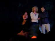 1x21-PrueDestroysAlec