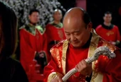 Piper learns Lo Pan has become Rooster and gives him the Staff