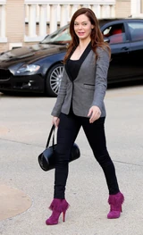 RoseBarneys02.jpg (2.18 MB)