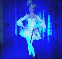 RoseHalloween13.jpg (32 KB)