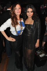 RoseLeila17.jpg (67 KB)