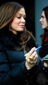 RoseDonna003.jpg (104 KB)