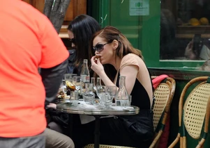 Roseparis20.jpg (80 KB)