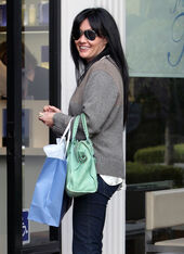 Shannen at the Fekkai Hair salon in Los Angeles, California - January 24, 2012.