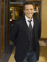 Seamuscastle5.jpg (34 KB) Castle Season 3