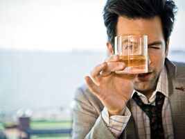 MUHNEY---SCOTCH-GLASS