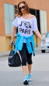 Rosestudio2.jpg (1.74 MB)