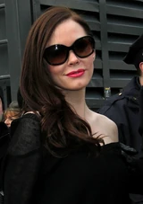 RoseFeb132011.jpg (57 KB)