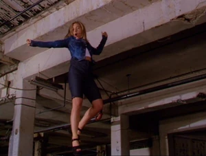 Phoebe levitation in .