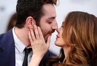 Rosecabaret5.jpg (64 KB)