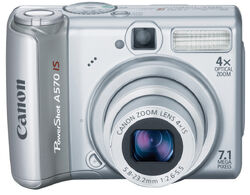 Powershot A570 IS Front