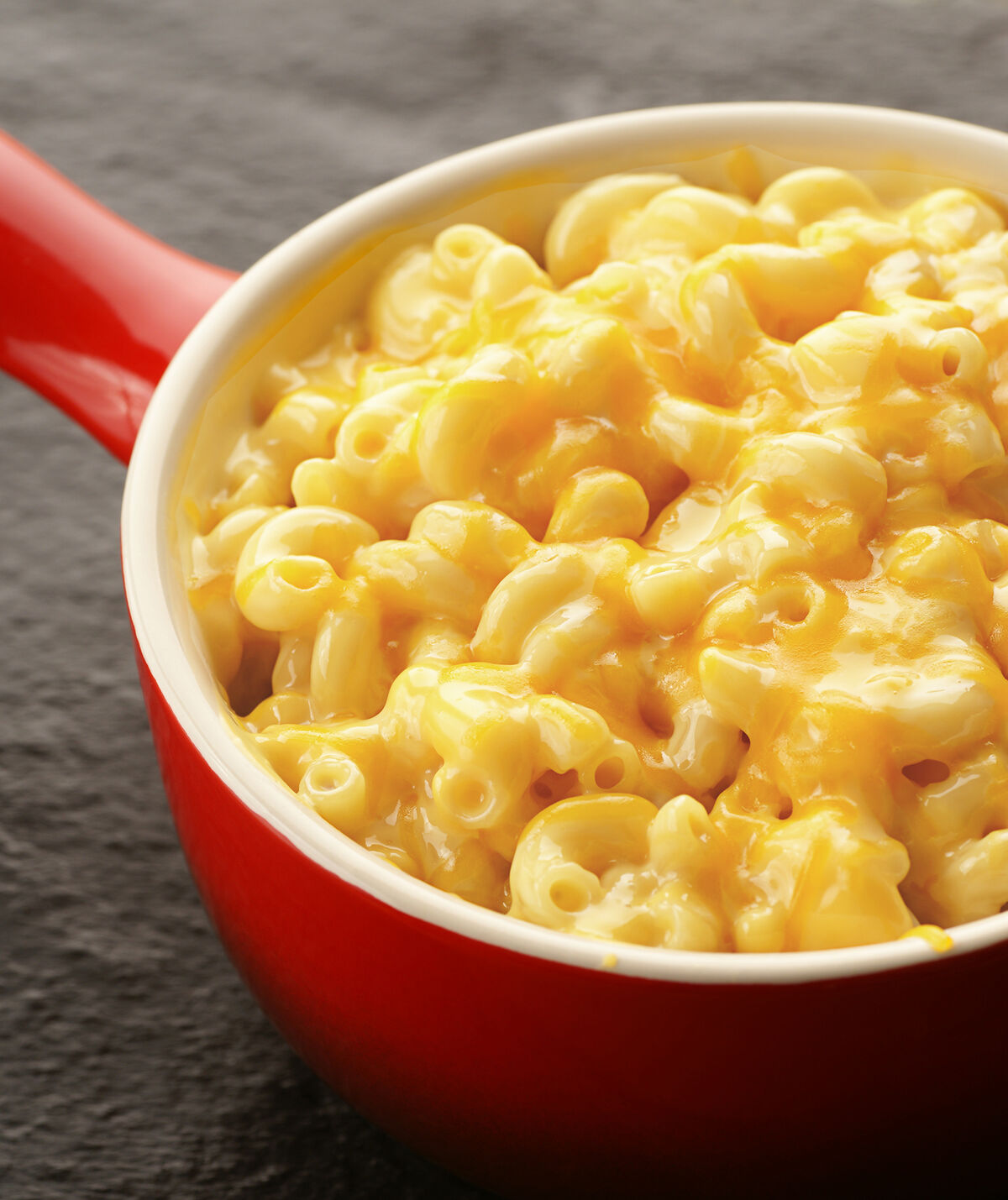 Макароны с плавленым сыром. Макароны mac and cheese. Макароны с творогом сладкие. Макароны mac and cheese. Макароны в сыре.