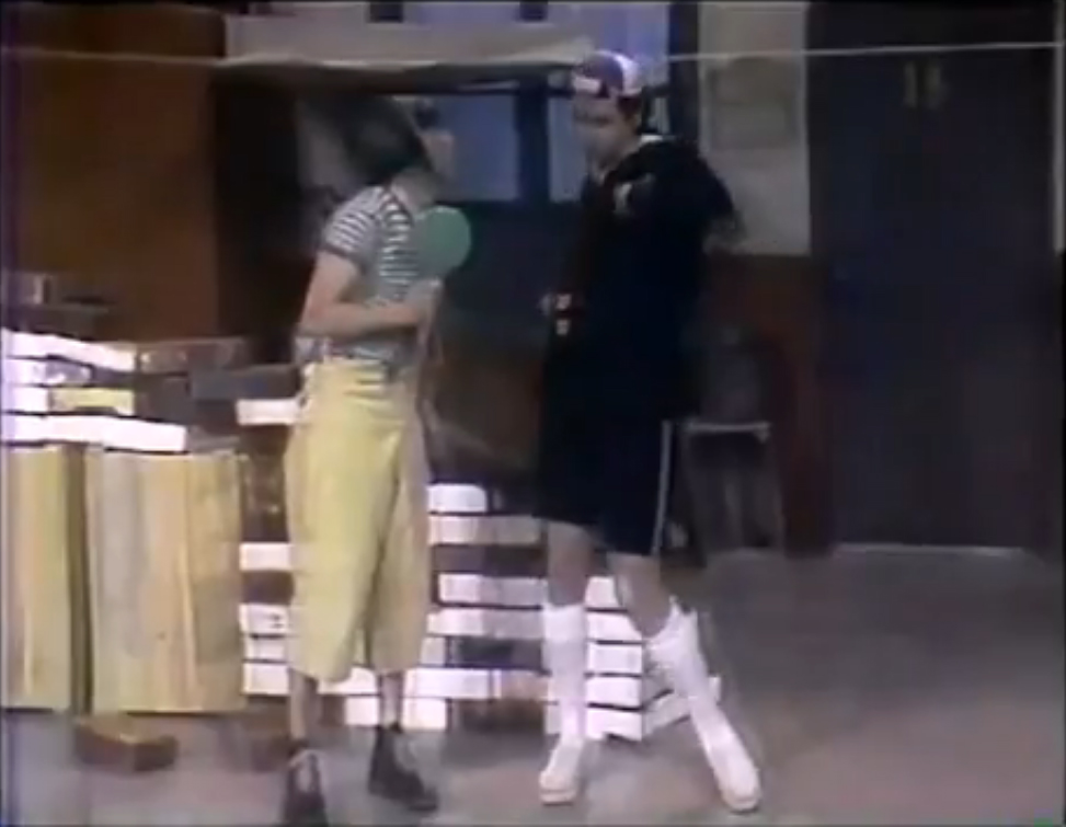 Quico arrumando a casinha - Chaves Web