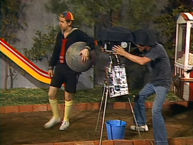 Pintando a Vila - Parte 2, Wiki Chaves